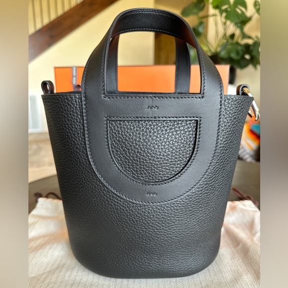 NEW 2023 Authentic Hermes In the Loop 18 Black Taurillon Leather PHW Picotin - Picture 4 of 10